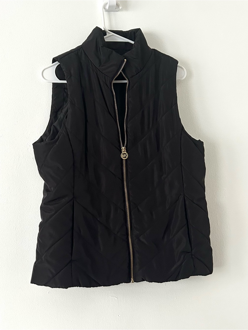 Michael Kors Women’s Medium Black Quilted Puffer Vest Gold MK Zip